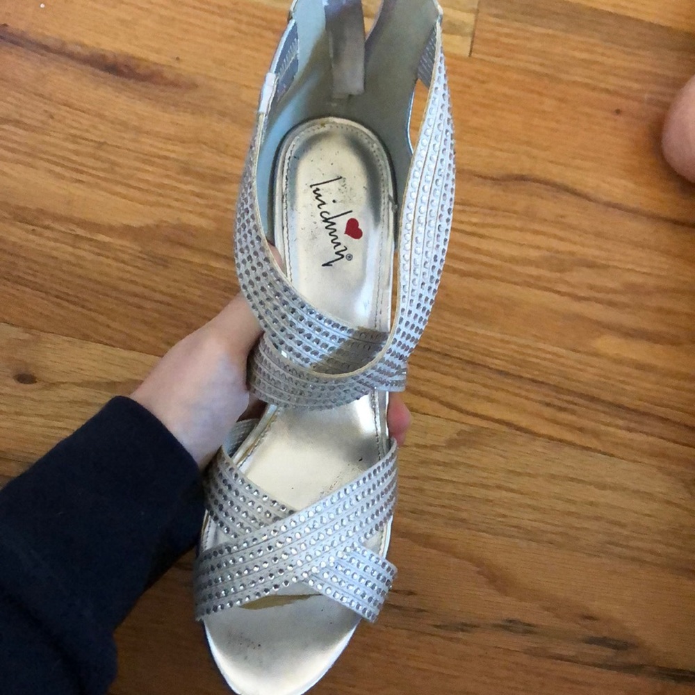 Heels - Picture 4 of 6